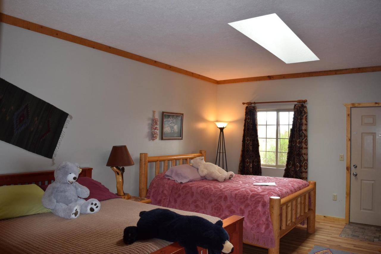 The Inn Of Escalante (Adults Only) Exteriör bild